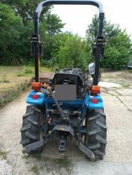 Traktor New Holland T-tC211D + čelní nakladač (1645002563/3)