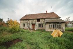 Prodej RD + 2x stodola, pozemek 2076 m2, Obořiště u Dobříše (6376605/11)